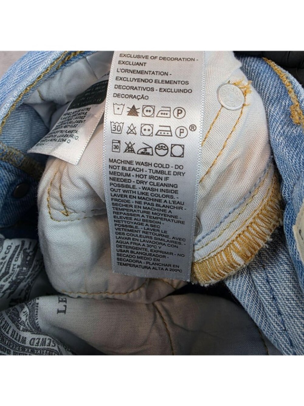 Levis Premium 501 Straight Jeans Womens W23 Blue Light Wash High Rise Denim - Picture 16 of 16